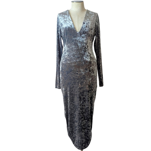tadashi shoji grey dress Tadashi Shoji Silver Grey Sequin Embellished Lace & Tulle Belted Gown L Tadashi Shoji